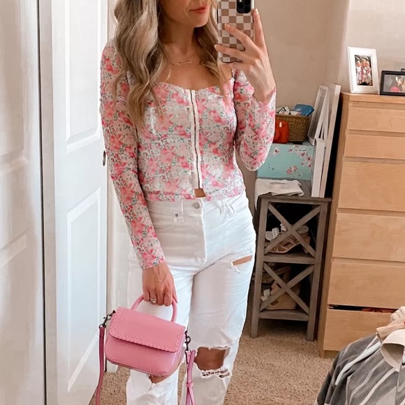 Lulu’s Abundant Admiration Top - Picture 2 of 5